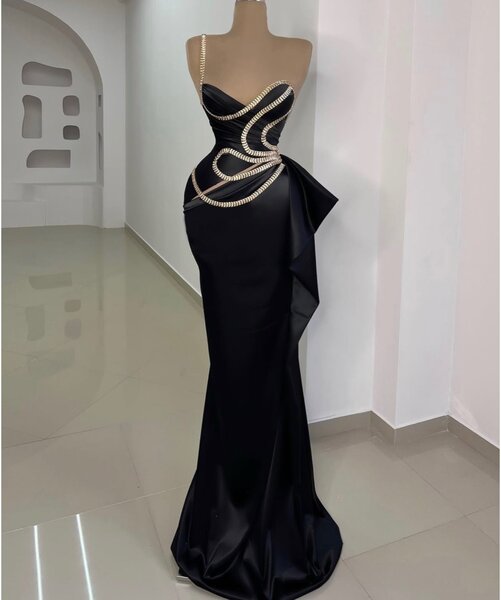 Classic dress