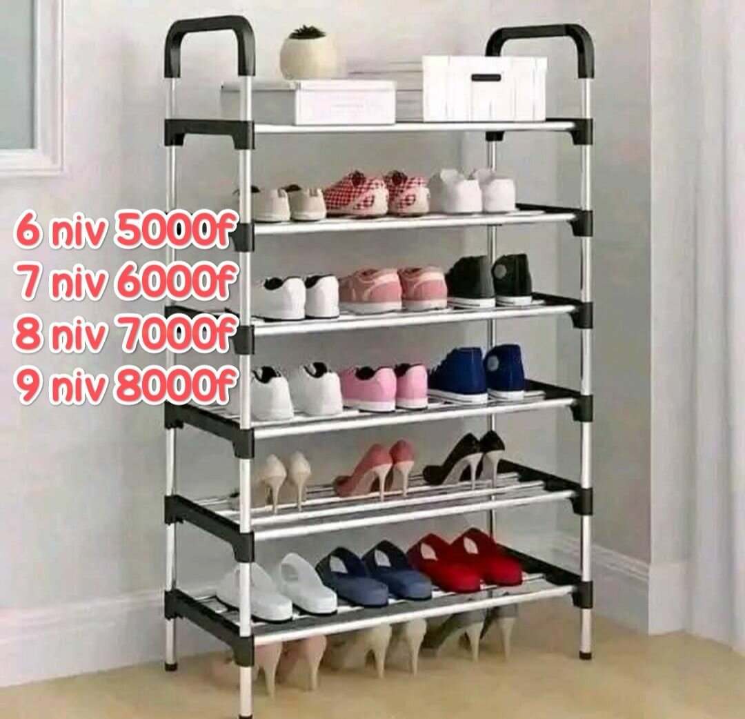 Étagère de chaussure