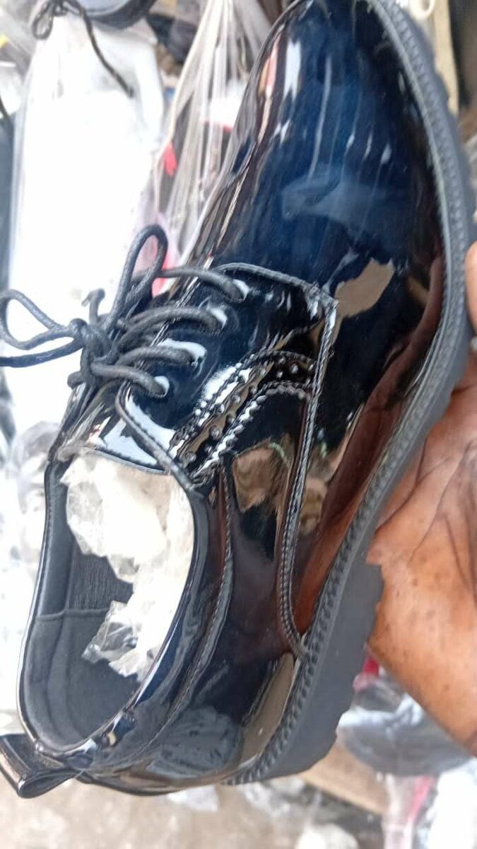 Men's shoes