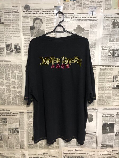 T-shirt Jujutsu Kaisen unisexe