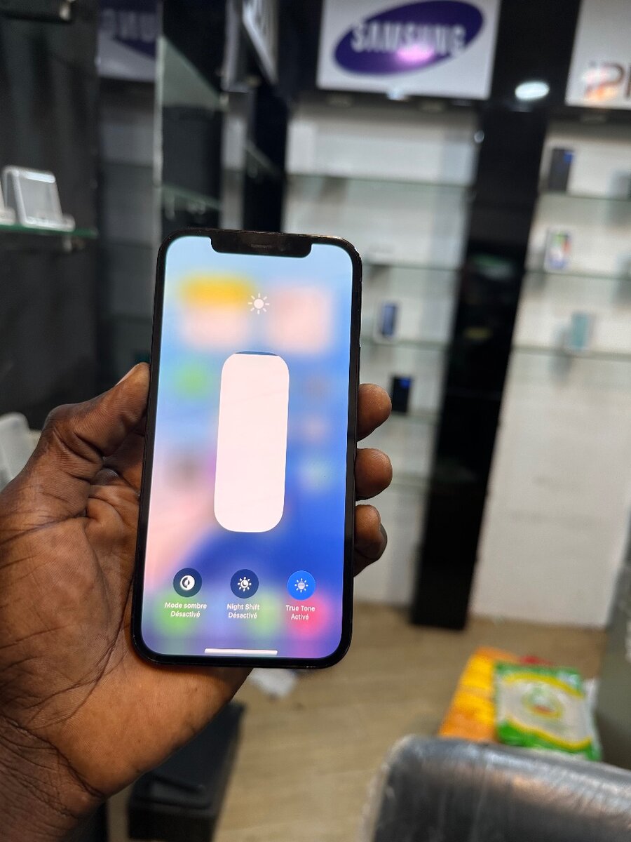 iPhone 12 Pro /128 giga colis