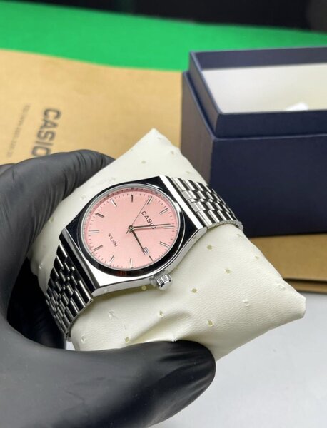 Montre élégante Casio acier inoxydable