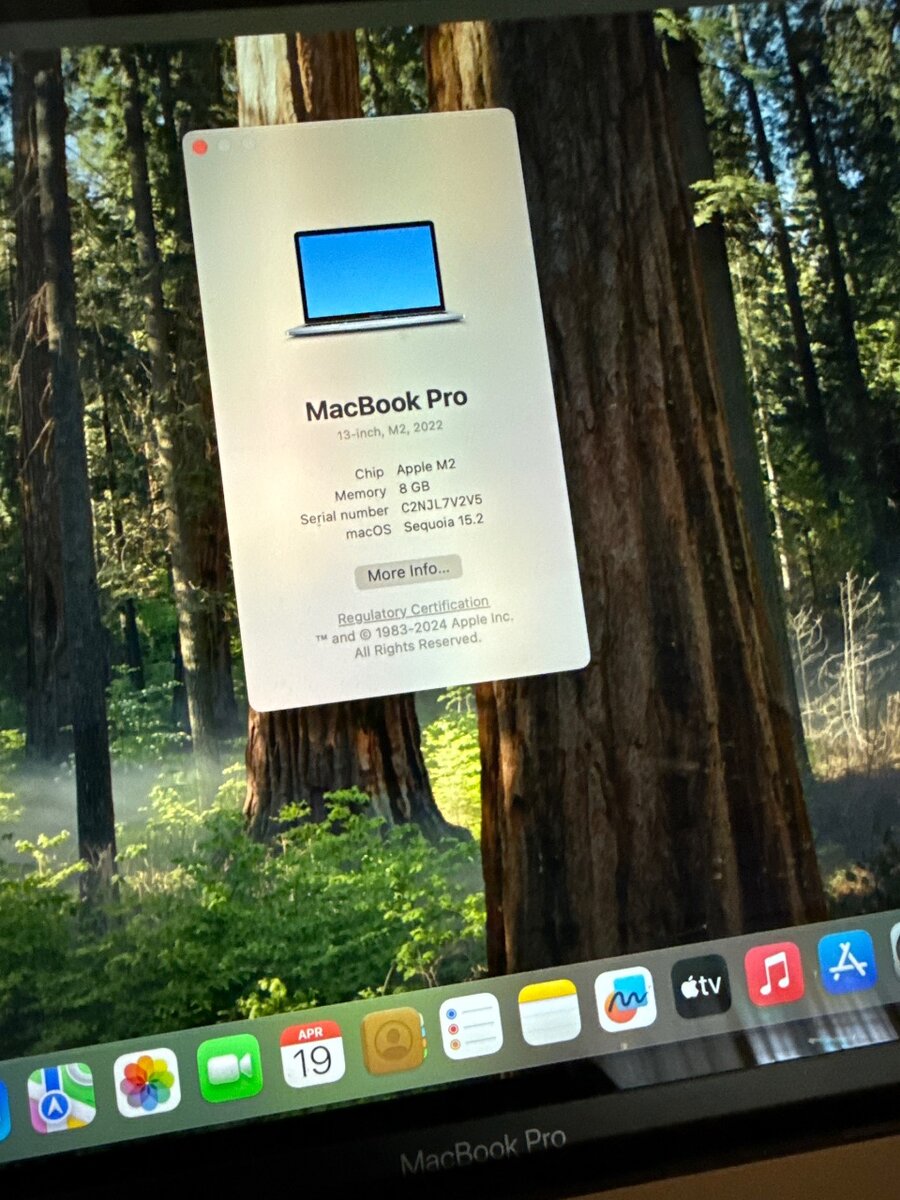 MacBook Pro M2