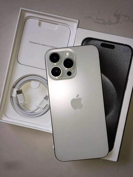 iPhone 15 pro Max