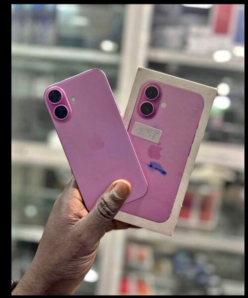 iPhone 16 simple