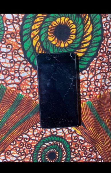 Faulty Phones (3)