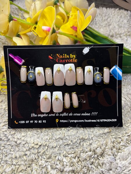 Faux Ongles Élégants