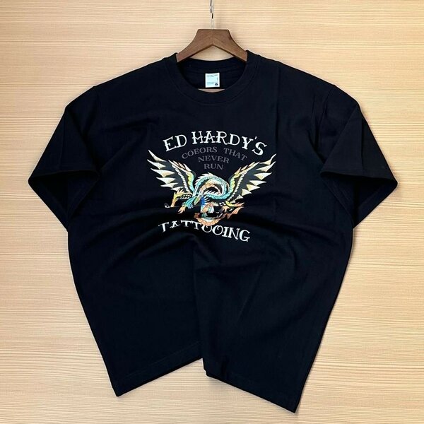 Supreme T-shirt