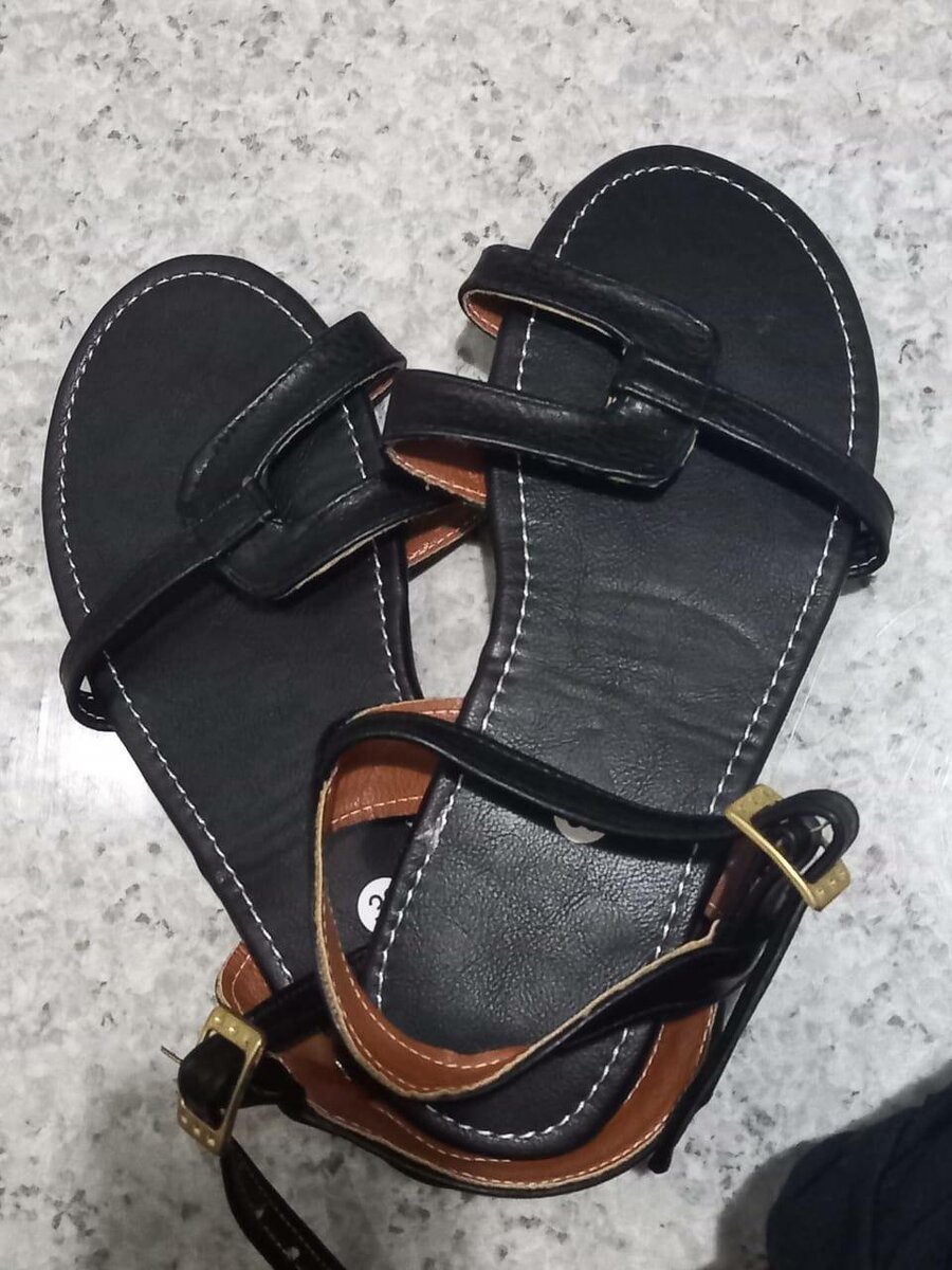 Sandales
