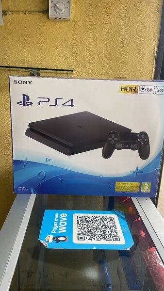 Play station 4 neuf