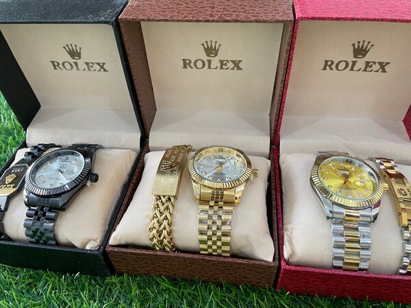 Wrist watche