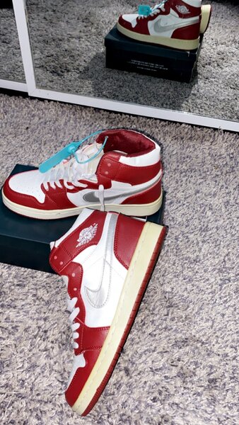 Nike