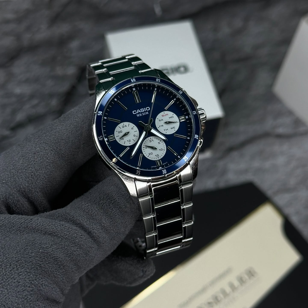 Часы Casio 
