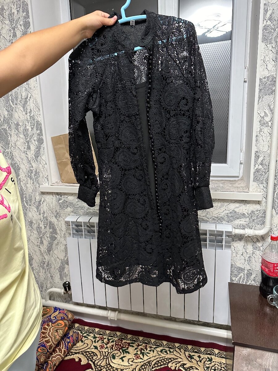 Платья