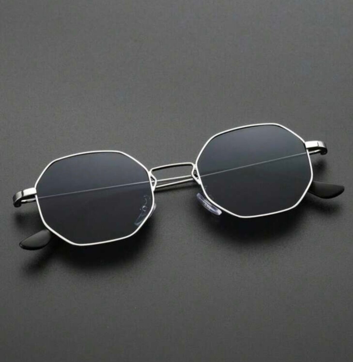 Lunettes de soleil octogonales élégantes