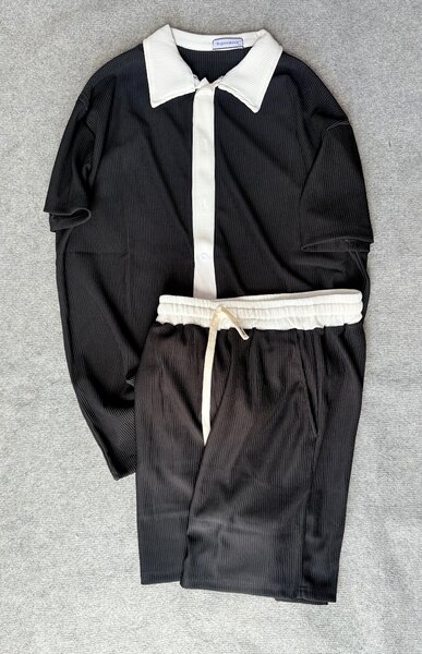 Complet disponible