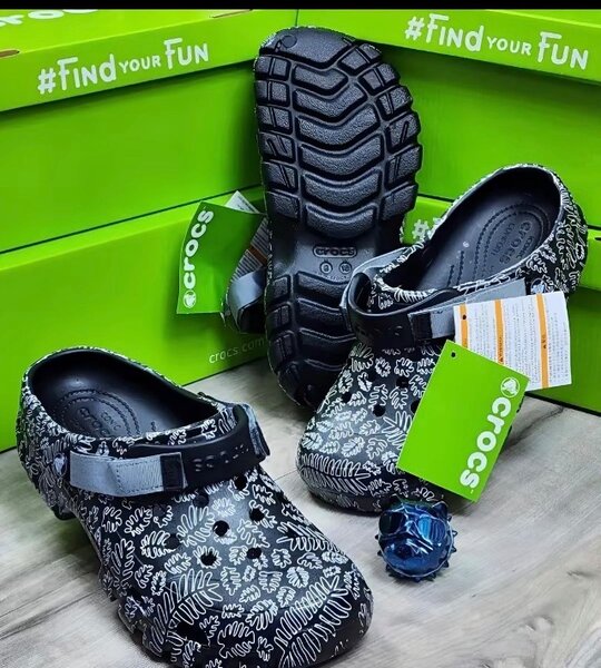 CROCS