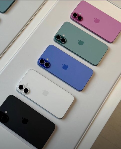 iPhone 16