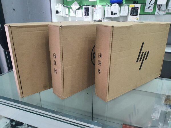 11.5 inches laptops