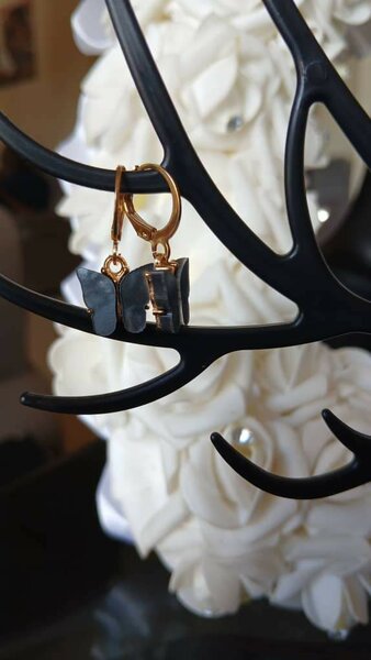 Earings