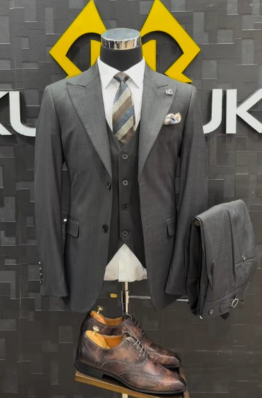Suit