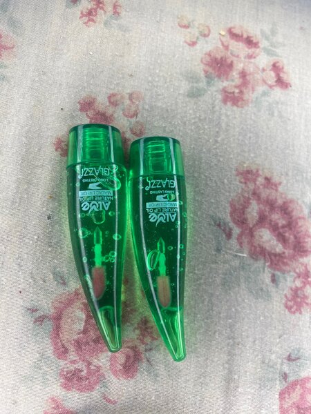 Lip gloss