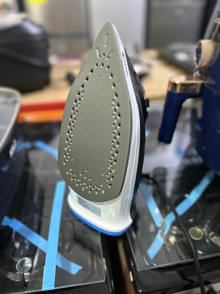 Pearl steam iron