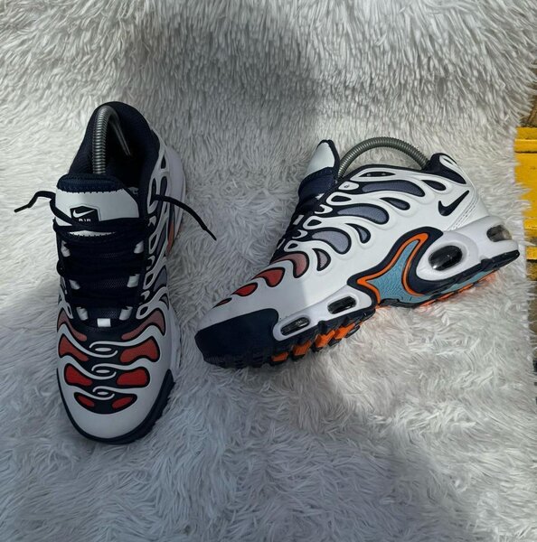 Nike Air Max Tuned Sneakers