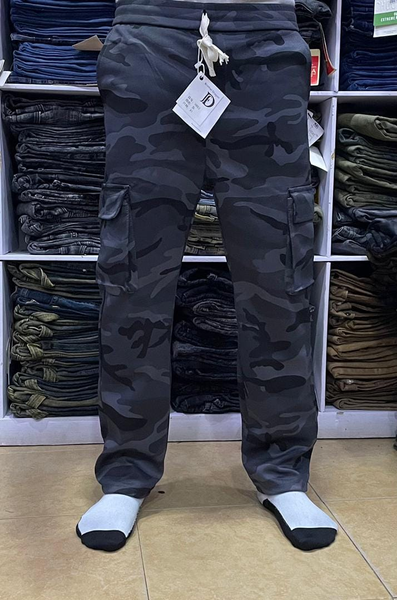 khaki pants gray