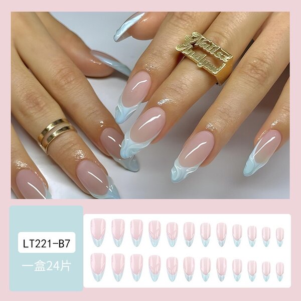 Press on nails