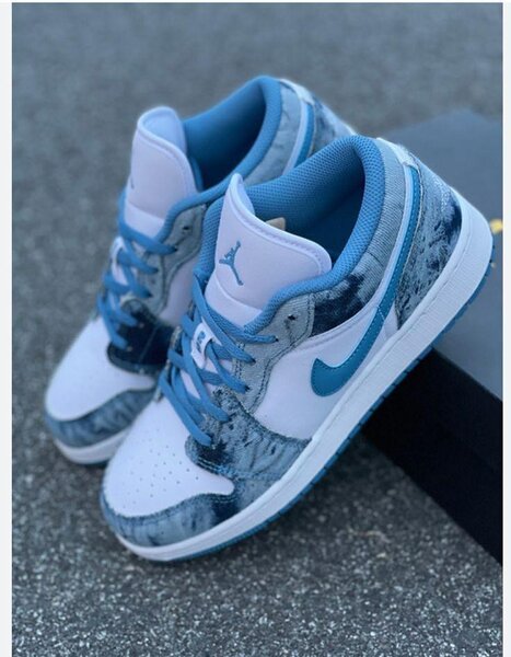 Air Jordan 1 Low-Washed Denim