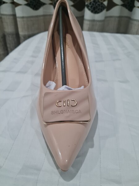 Dress shoes