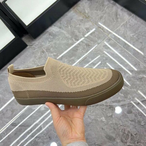 Easy wear Sneakers