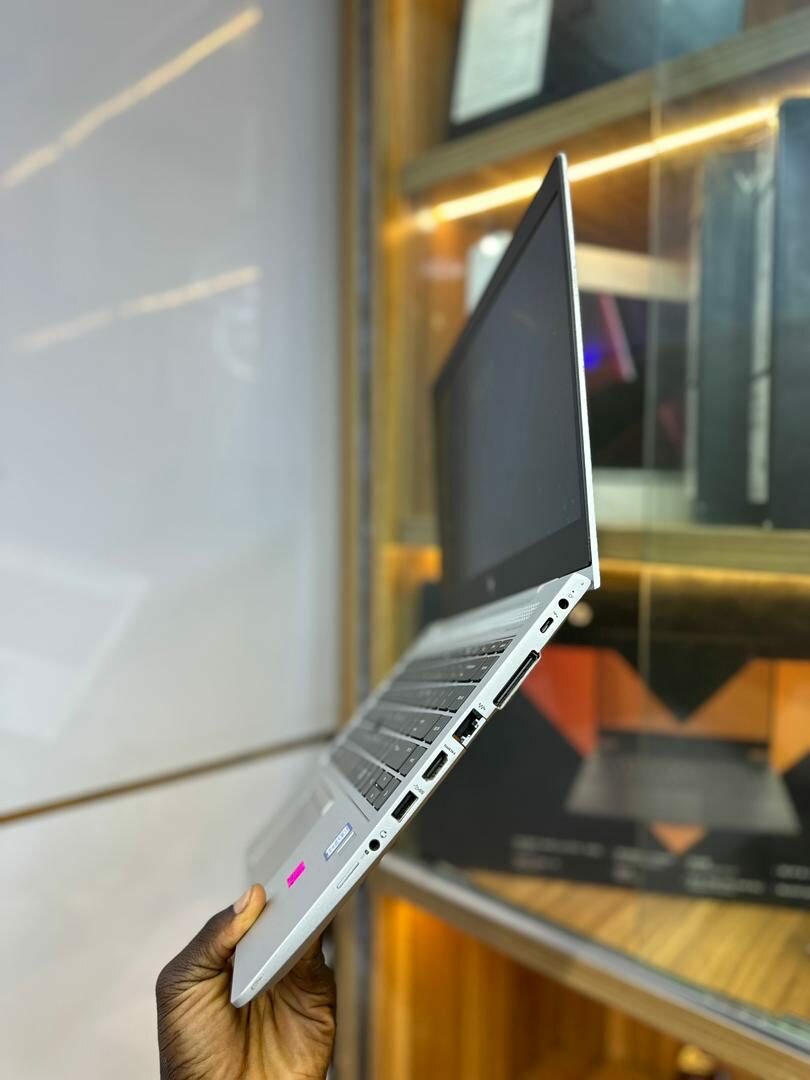 HP 850 G5