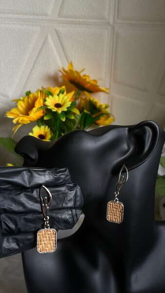 Statement earring