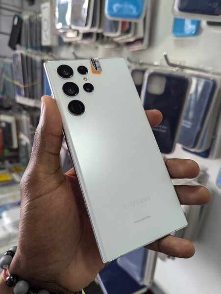 Samsung S22ULTRA