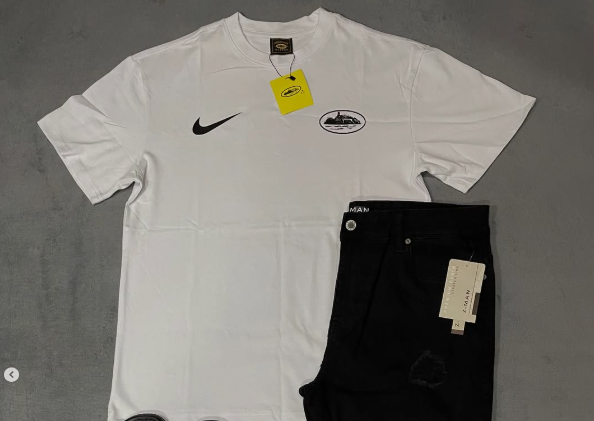 white t-shirt