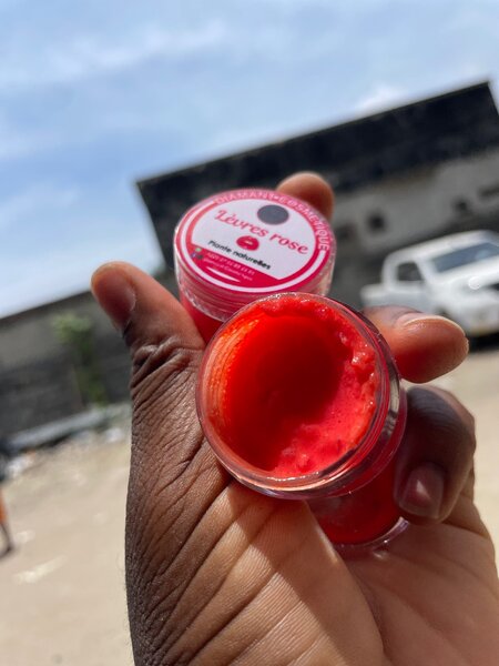 Crème lèvre rose