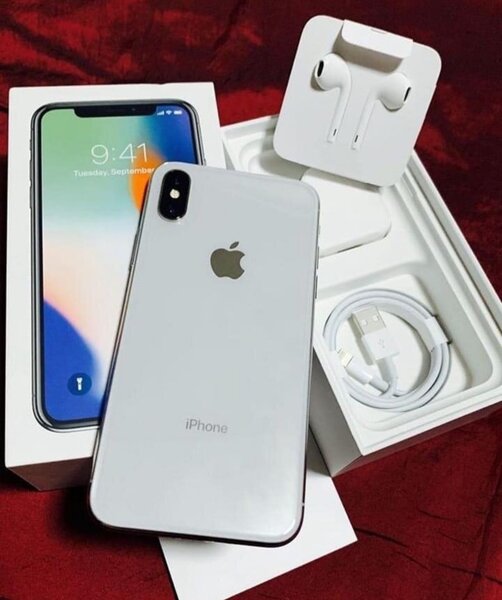 iPhone X 64GB Argent