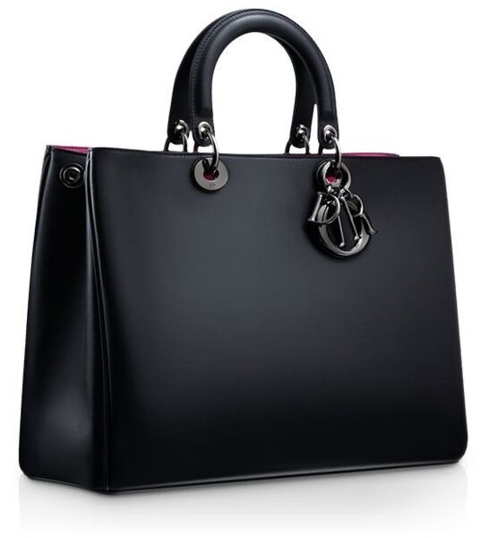 Ladies handheld bags