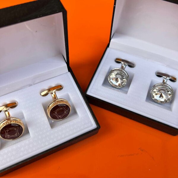 Cufflinks
