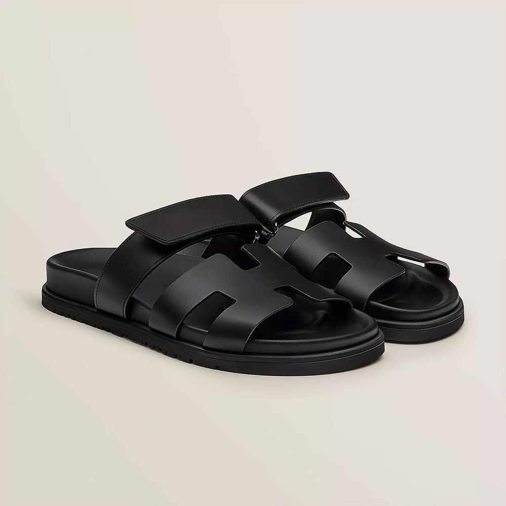 Slides available in sizes.