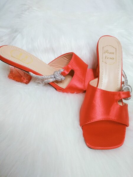 demi talons