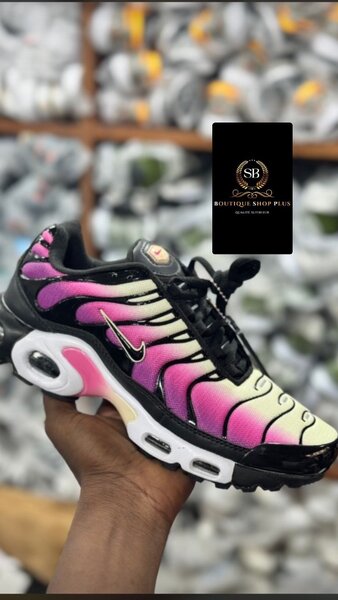 Basket nike TN