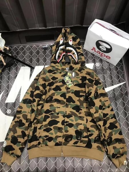 Pull bape