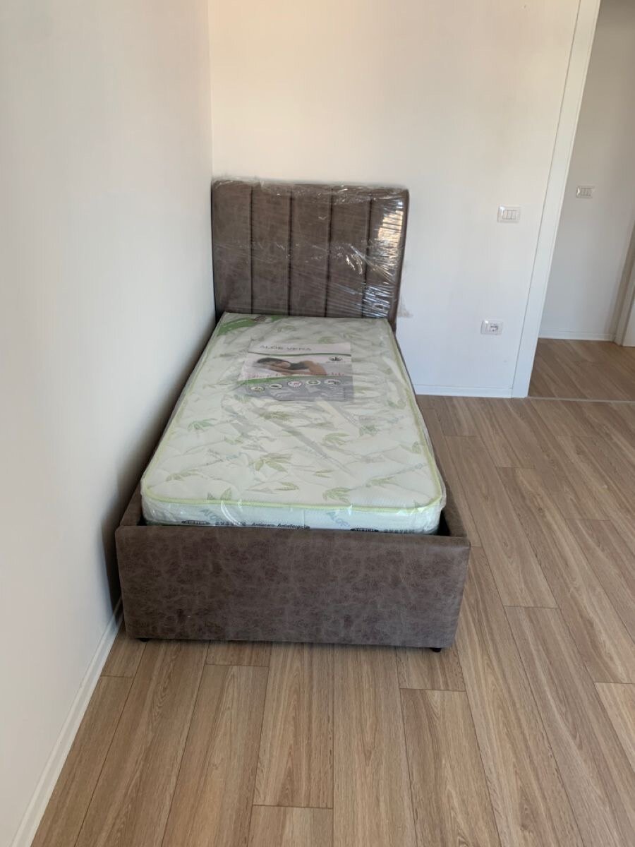 One and half bed