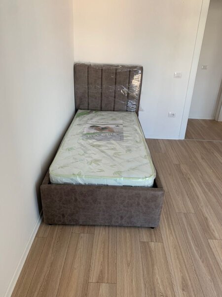 One and half bed