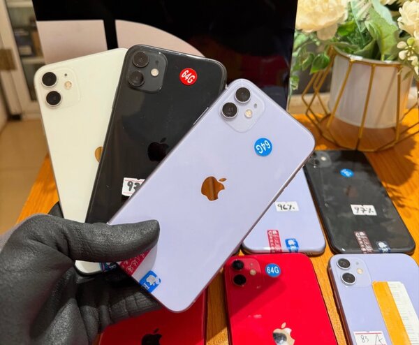 iPhone 11 64Gb factory unlocked