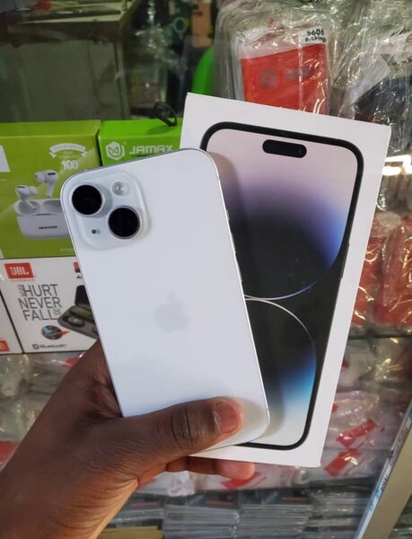 iPhone 15