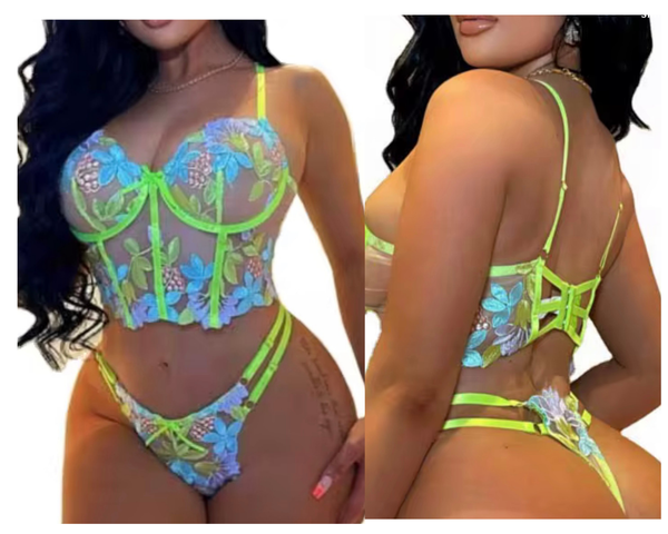 Ensemble lingerie brodé floral